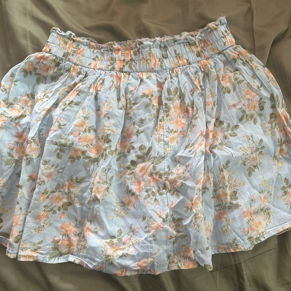 American Eagle outfitters floral Skirt size small